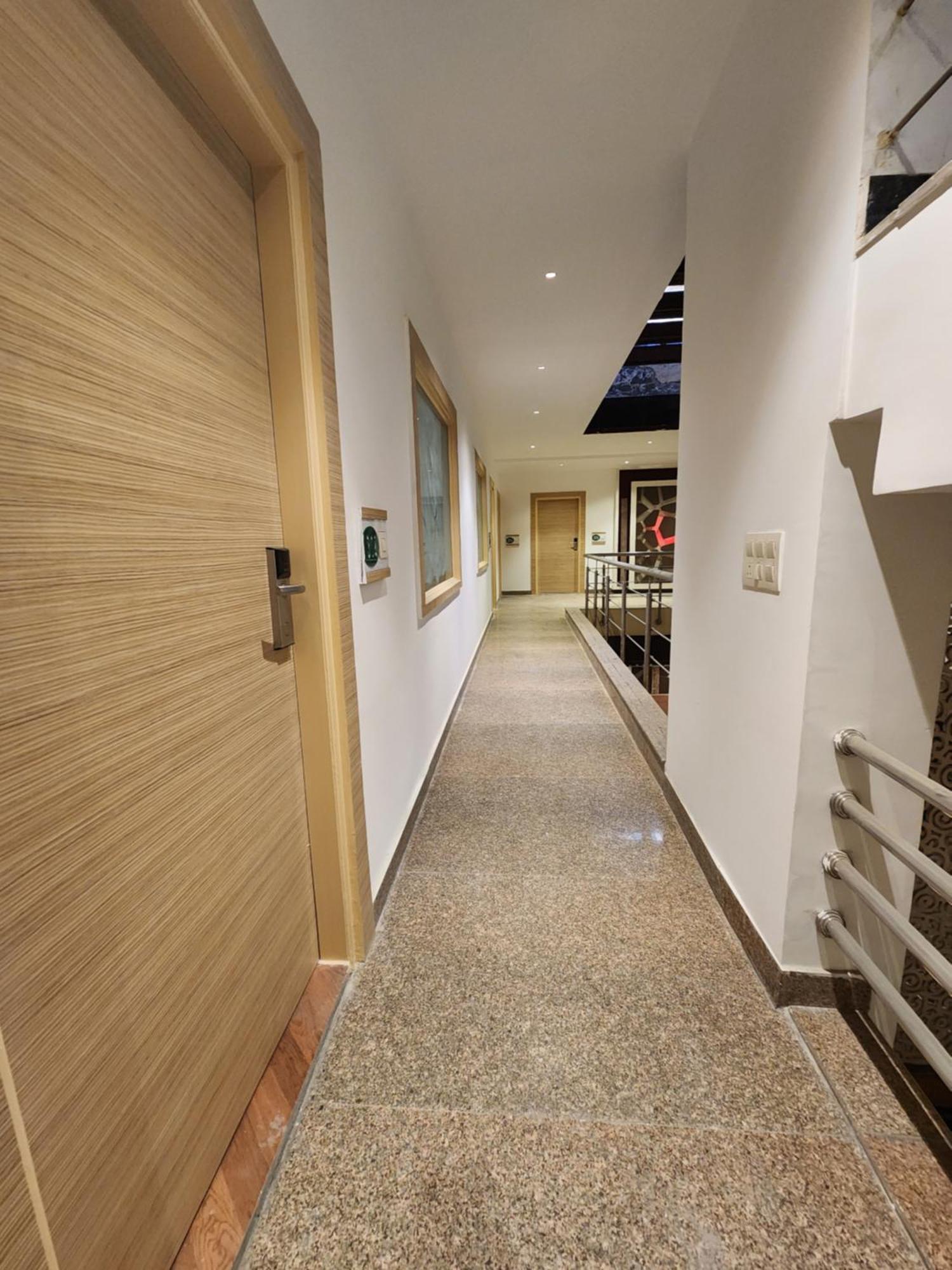 Square9 - A Boutique Hotel Gurgaon Zewnętrze zdjęcie