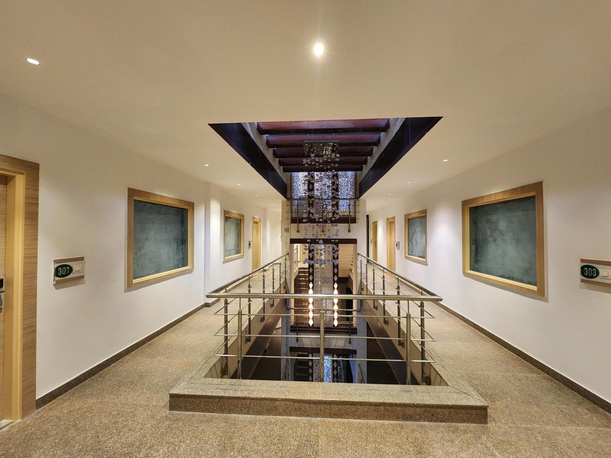 Square9 - A Boutique Hotel Gurgaon Zewnętrze zdjęcie